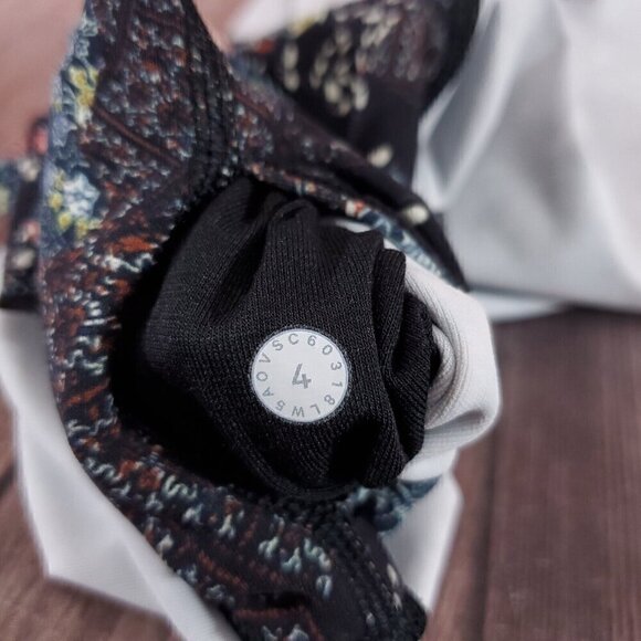 Lululemon Sz 4 Wunder Under Hi-Rise 7/8 Tight 25" Assemblage Alpine White Multi - Picture 9 of 11